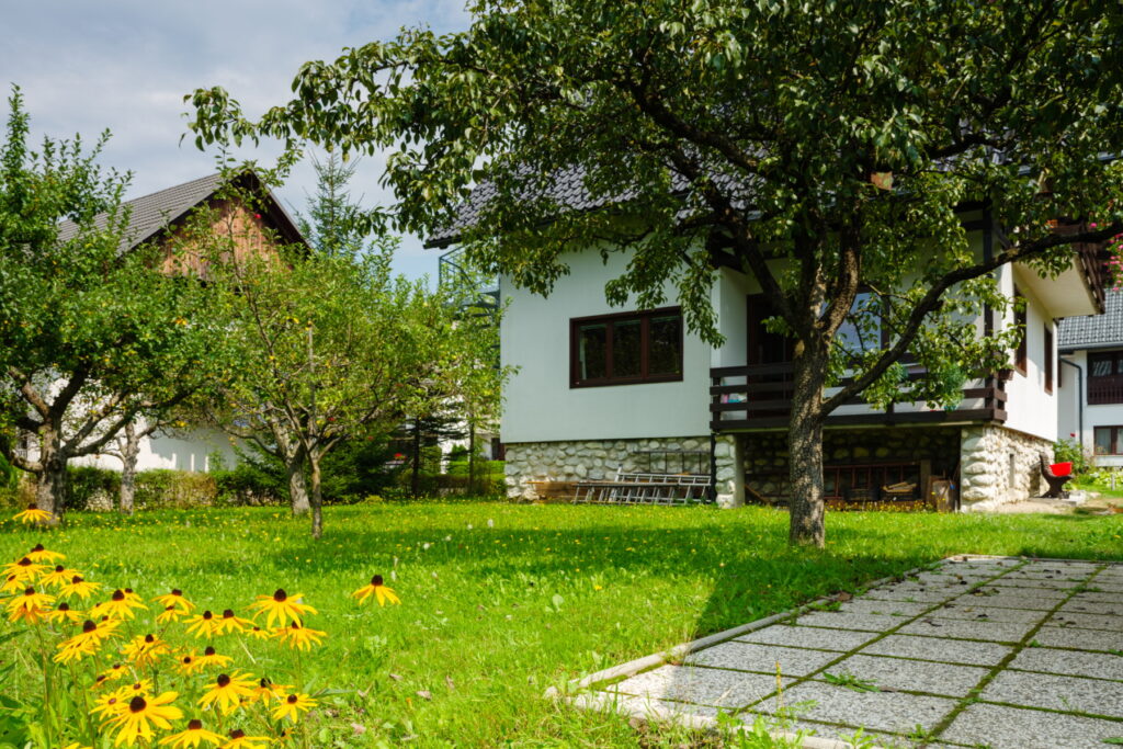 Mlakar Bohinj - Hisa rože